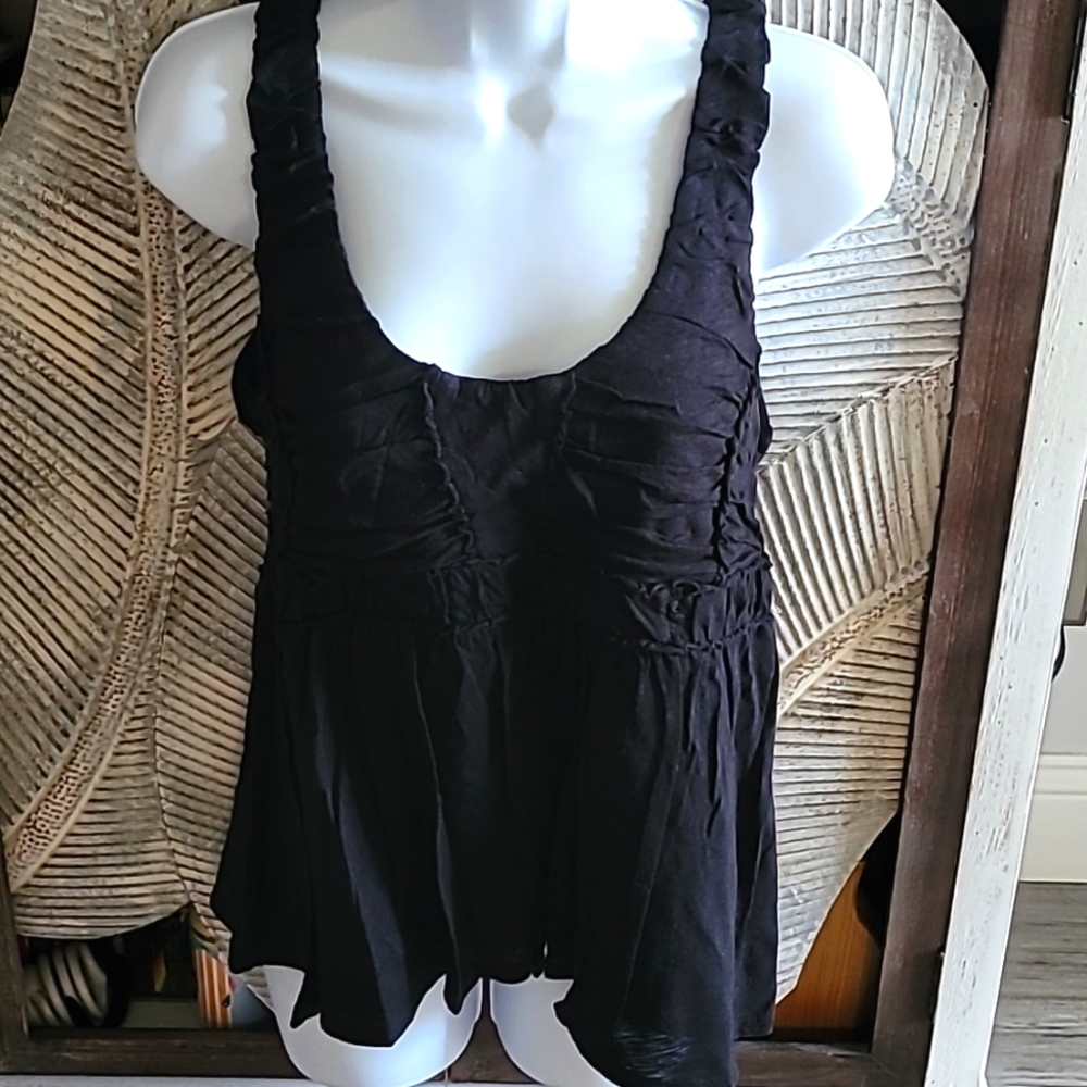 ANTHROPOLOGIE Black top Med